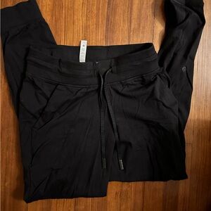 Lululemon high rise joggers, black, size 6